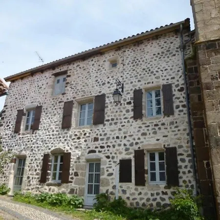 Ancien Presbytere Avec 3 Au Pied D'une Forteresse Medievale - Fr-1-582-113 度假居