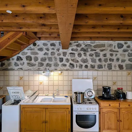 Ancien Presbytere Avec 3 Au Pied D'une Forteresse Medievale - Fr-1-582-113 Casa de Férias *